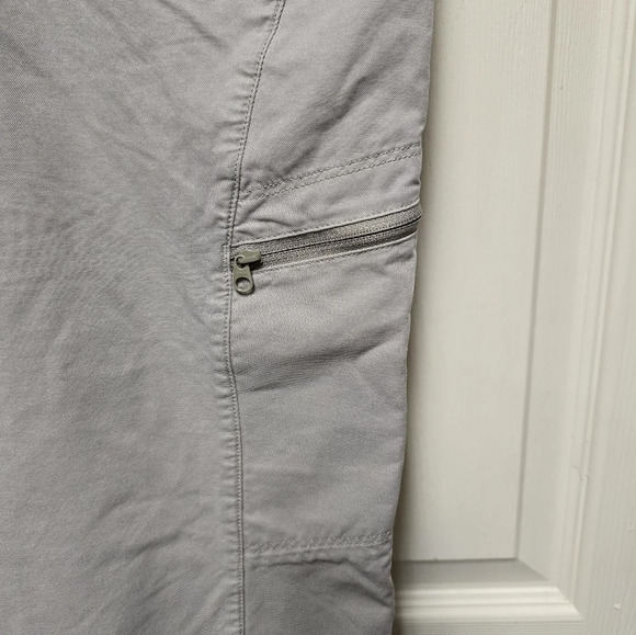 ARC'TERYX Women’s Damen Khaki Cropped Capri Hiking Pants Sz10 - Picture 6 of 15